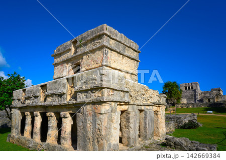 Tulum Mayan city ruins in Riviera Maya Tulum Mayan city ruins in Riviera Maya 142669384
