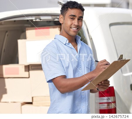 Writing, checklist or portrait of delivery man with van, smile or package in commercial shipping business. Outdoor, order or courier driver with clipboard for cargo, distribution service or logistics Writing, checklist or portrait of delivery man with van, smile or package in commercial shipping business. Outdoor, order or courier driver with clipboard for cargo, distribution service or logistics 142675724