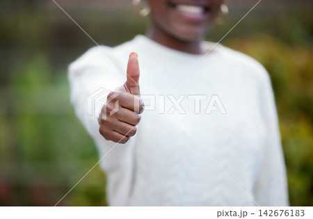 Woman, thumbs up and student hand outside for agreement, scholarship and campus with ok gesture for support. Education, achievement and park for study goals, university or college for learning Woman, thumbs up and student hand outside for agreement, scholarship and campus with ok gesture for support. Education, achievement and park for study goals, university or college for learning 142676183