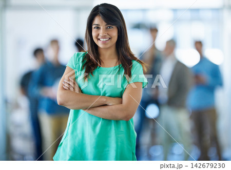 Portrait, business people and woman with arms crossed, smile and confidence in modern office. Face, staff and personal assistant with pride, career ambition and receptionist with startup and cheerful 142679230