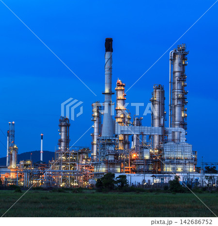 Oil Refinery Plant at Blue Hour with Industrial Towers Oil Refinery Plant at Blue Hour with Industrial Towers 142686752