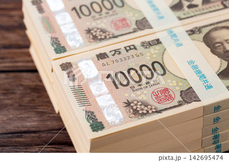 1000万円分の札束 1000万円分の札束 142695474