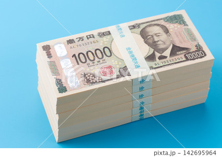 600万円分の札束 600万円分の札束 142695964