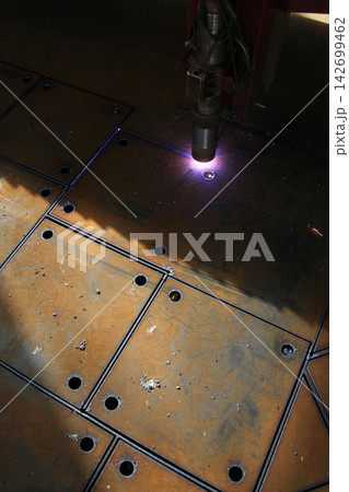 Cnc Welding 142699462