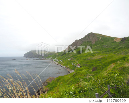 礼文島の桃台猫台から見た風景 礼文島の桃台猫台から見た風景 142700499