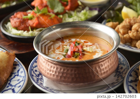 バターチキンカレーセット 142702603