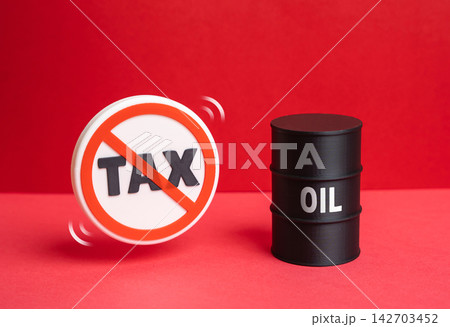 An oil barrel and a tax exemption symbol. Oil companies' demands to reduce taxes. Concept of energy policy and fiscal negotiations. Industry lobbying power. An oil barrel and a tax exemption symbol. Oil companies' demands to reduce taxes. Concept of energy policy and fiscal negotiations. Industry lobbying power. 142703452