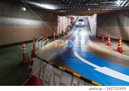 東京都 市営八王子駅北口地下駐車場 東京都 市営八王子駅北口地下駐車場 142712939