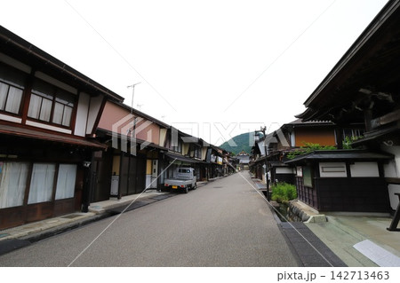岐阜 郡上 郡上八幡 重伝建地区の古い街並み 岐阜 郡上 郡上八幡 重伝建地区の古い街並み 142713463