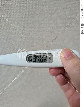 体温計37℃ 体温計37℃ 142720798