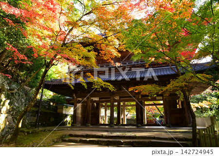 秋の永源寺 三門 秋の永源寺 三門 142724945