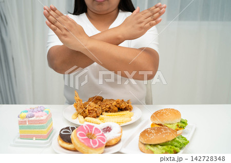 Junk food no good health eating for diet. 142728348