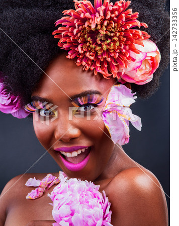 Beauty, flowers and surprise with portrait of black woman in studio on dark background for natural cosmetics. Afro, face or wow and happy young model with protea in hair for aesthetic wellness at spa Beauty, flowers and surprise with portrait of black woman in studio on dark background for natural cosmetics. Afro, face or wow and happy young model with protea in hair for aesthetic wellness at spa 142733356