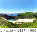 小笠原諸島の南島にある美しい浜辺 142744000
