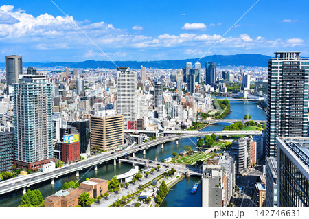 大阪の中心部の都市景観（淀屋橋、中之島、梅田周辺）2025年9月撮影 142746631