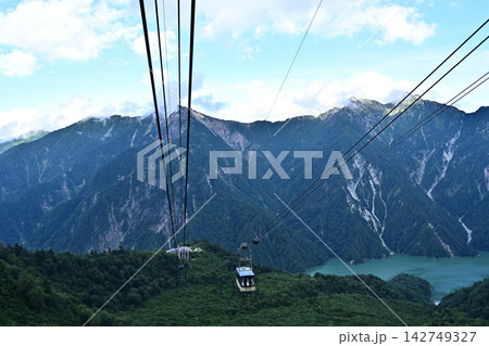 立山登山、北アルプス、長野県、富山県 立山登山、北アルプス、長野県、富山県 142749327