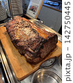 肉 142750445