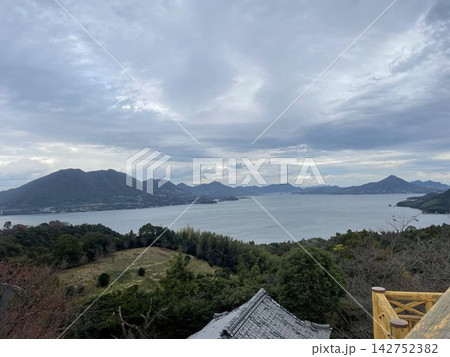 しまなみ海道 展望台からの多島美 しまなみ海道 展望台からの多島美 142752382