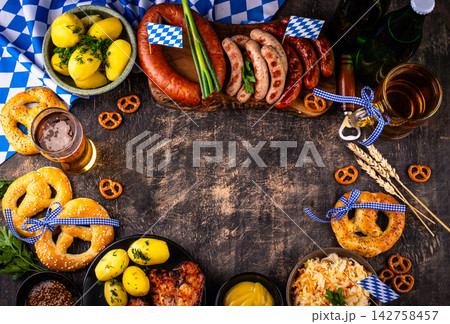 Oktoberfest food: beer, pretzel, sausages, stewed cabbage, potato 142758457