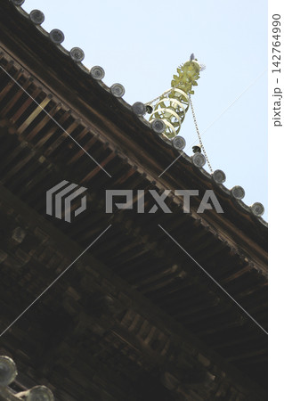 第十番札所 得度山 灌頂院 切幡寺 大塔の相輪 第十番札所 得度山 灌頂院 切幡寺 大塔の相輪 142764990