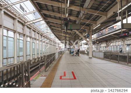 April 30 2026 A Sendai Station platform railway perspective April 30 2026 A Sendai Station platform railway perspective 142766294