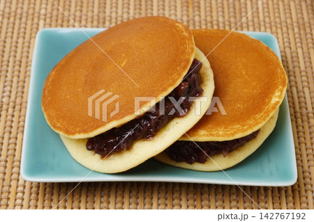 どら焼き 三笠焼 どら焼き 三笠焼 142767192