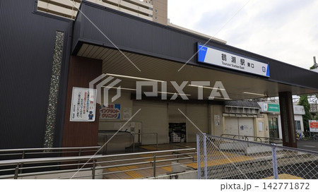 東武鉄道東上線の鶴瀬駅東口、エスカレーターが設置 東武鉄道東上線の鶴瀬駅東口、エスカレーターが設置 142771872