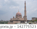 マレーシア　プトラモスクの遠景 142775523
