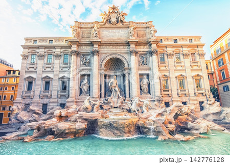 The famous Trevi Fountain in Rome The famous Trevi Fountain in Rome 142776128