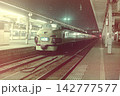 昭和60年夏 夜の青森駅に到着した特急「白鳥」 大阪発青森行 142777577