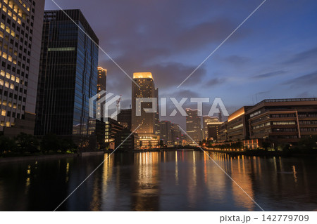 横浜港の夜景 横浜港の夜景 142779709