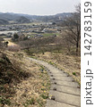 皆川城址から望む栃木市の里山と田園風景 142783159