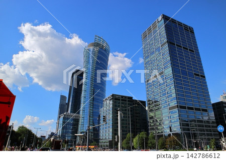 【ポーランド】 【ワルシャワ】 ワルシャワの街並み 都市風景 高層ビル 【ポーランド】 【ワルシャワ】 ワルシャワの街並み 都市風景 高層ビル 142786612