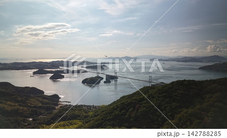 【空撮】夕暮れの来島海峡 142788285
