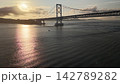 【空撮】早朝の鳴門海峡　朝焼け 142789282
