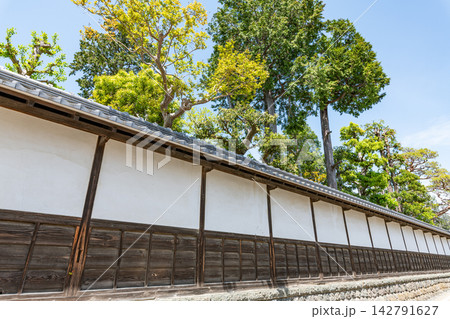 漆喰壁(和風建築イメージ) 漆喰壁(和風建築イメージ) 142791627
