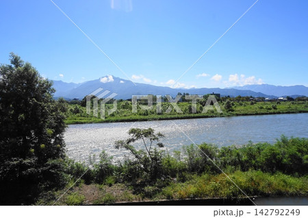 魚野川の風景 142792249
