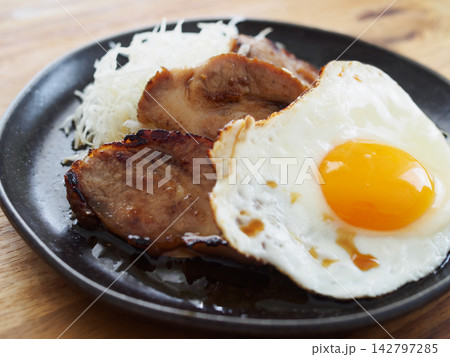 美味しいチャーシューエッグ 美味しいチャーシューエッグ 142797285