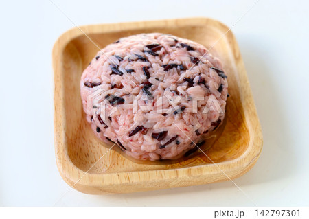Thai fermented sweet rice dessert 142797301