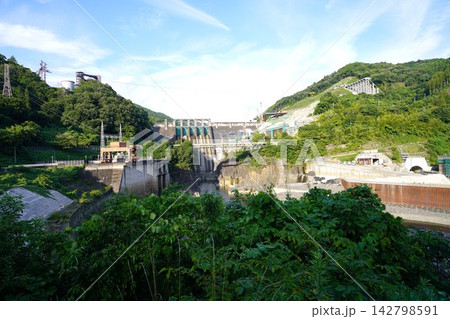 工事中の新丸山ダム 工事中の新丸山ダム 142798591