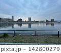 川沿いから見た景色 142800279