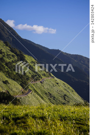 由布岳、山道 由布岳、山道 142803424