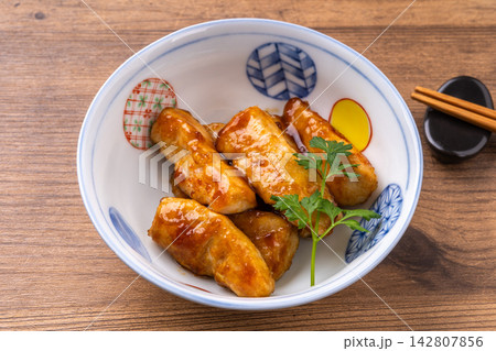 鶏ささみのバター醤油炒め 鶏ささみのバター醤油炒め 142807856