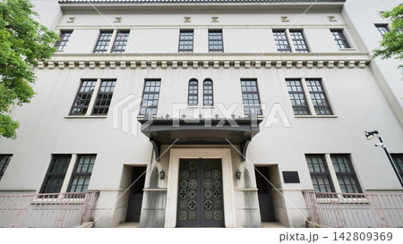 東洋英和女学院 六本木キャンパスの校舎と緑豊かな風景 東洋英和女学院 六本木キャンパスの校舎と緑豊かな風景 142809369