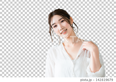 美容・抜け感・こなれ感・美しいデコルテの女性 美容・抜け感・こなれ感・美しいデコルテの女性 142819679