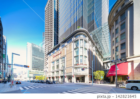 東京 日本橋・日本橋髙島屋前 東京 日本橋・日本橋髙島屋前 142821645