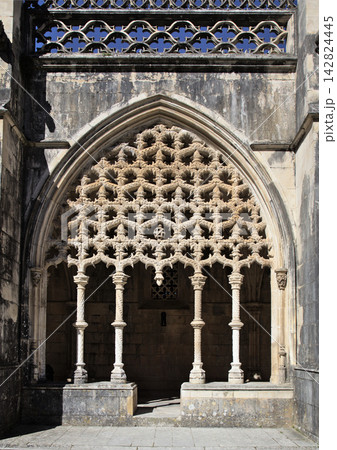 Intricate architecture of Batalha Monastery in Portugal, a UNESCO World Heritage site 142824445