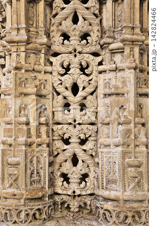 Batalha Monastery's Unfinished Chapels, view from below Batalha Monastery's Unfinished Chapels, view from below 142824466