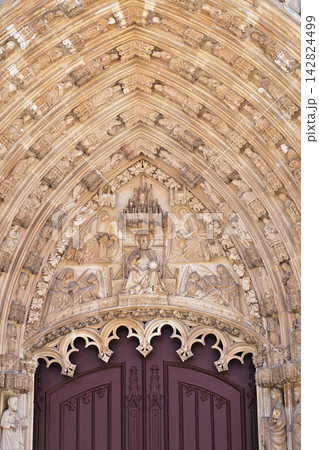 Intricate stone carvings at Batalha monastery entrance in Portugal Intricate stone carvings at Batalha monastery entrance in Portugal 142824499