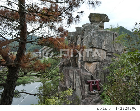 石畳神社の磐座 142829506